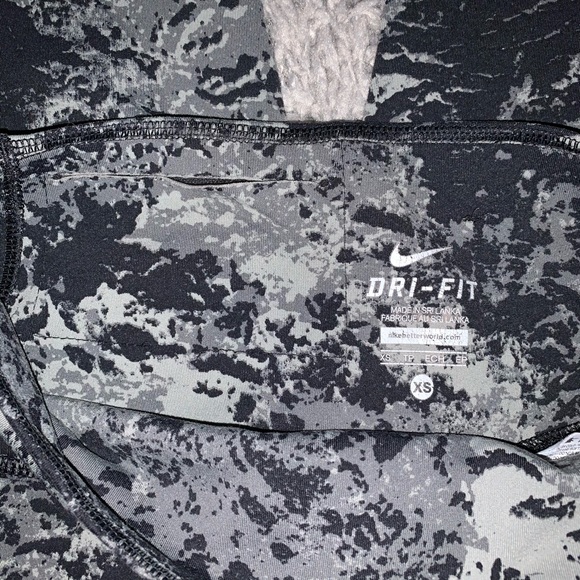 Nike Dri Fit Training Capri’s Marble size XS - Picture 4 of 4